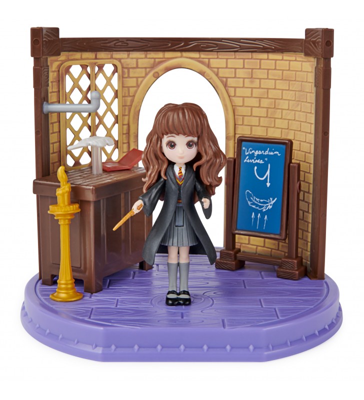 Wizarding World Set Classe di Incantesimi Harry Potter con bambola esclusiva Hermione Granger e accessori