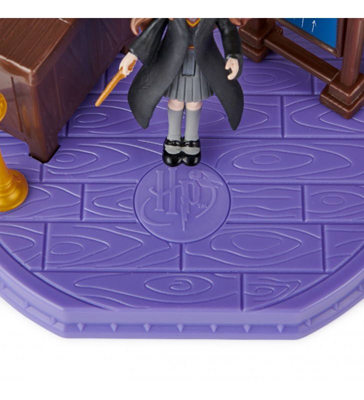 Wizarding World Set Classe di Incantesimi Harry Potter con bambola esclusiva Hermione Granger e accessori