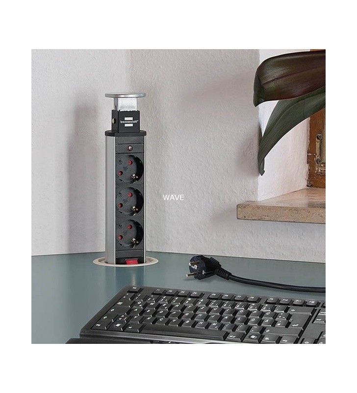 Tower Power USB-Charger, 3-fach Steckdose, Steckdosenleiste