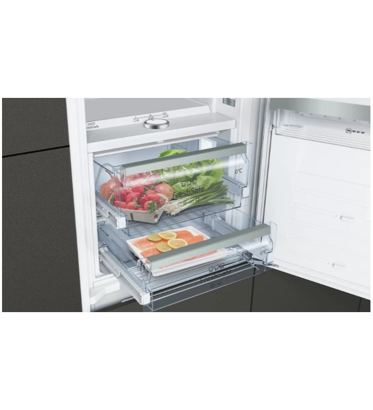 Neff KI8878FE0 frigorifero con congelatore Da incasso 237 L E Bianco