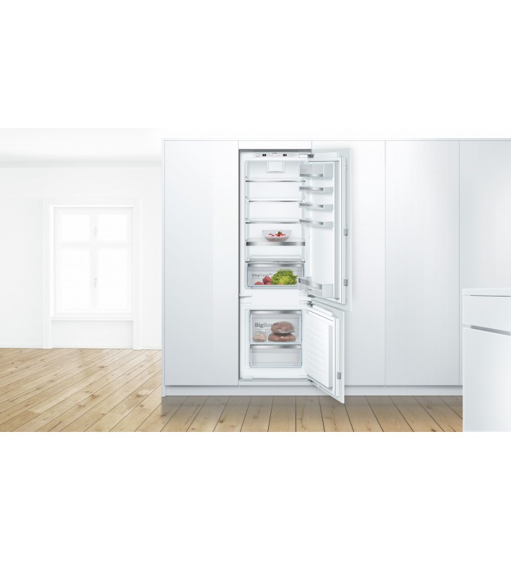 Bosch Serie 6 KIS87ADD0 frigorifero con congelatore Da incasso 270 L D